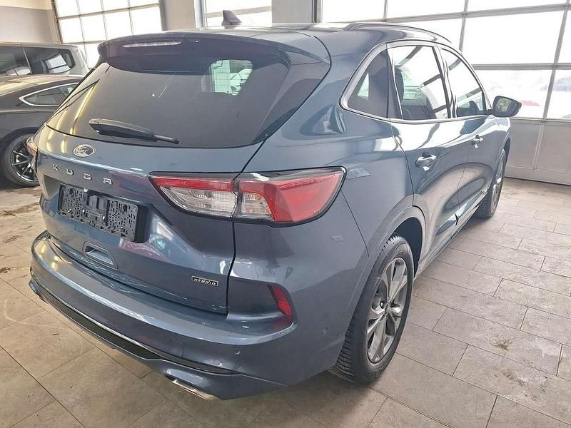 Gebraucht Ford Kuga ST-Line X 152 PS (111 kW) 2023 Chromablau metallic SUV
