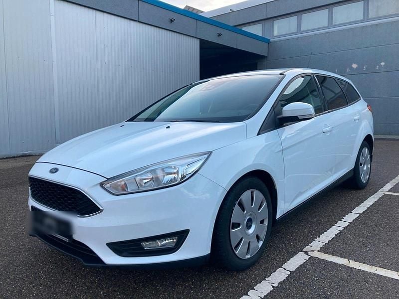 Gebraucht Ford Focus Business Edition 150 PS (110 kW) 2016 Weiß Kombi