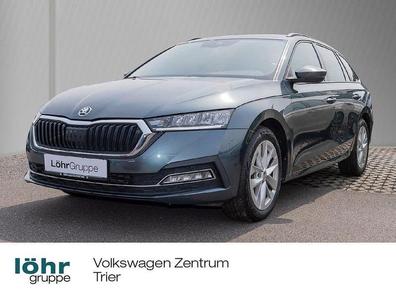 Quarzgrau metallic Gebraucht 2021 Skoda Octavia Style Kombi | 20.580 € (Guter Preis) - Bild 1/4