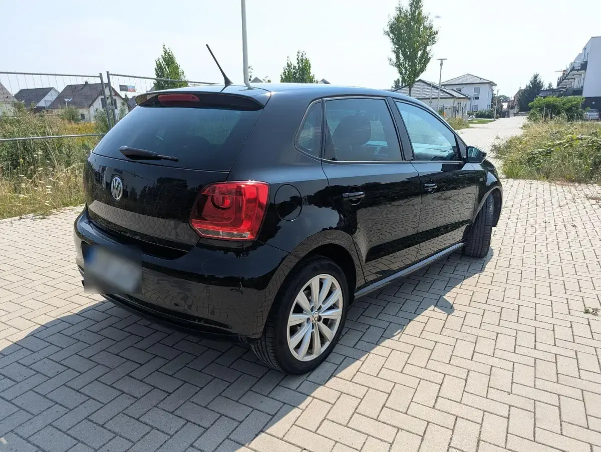 Gebraucht VW Polo Trendline 90 PS (66 kW) 2013 Schwarz Kleinwagen