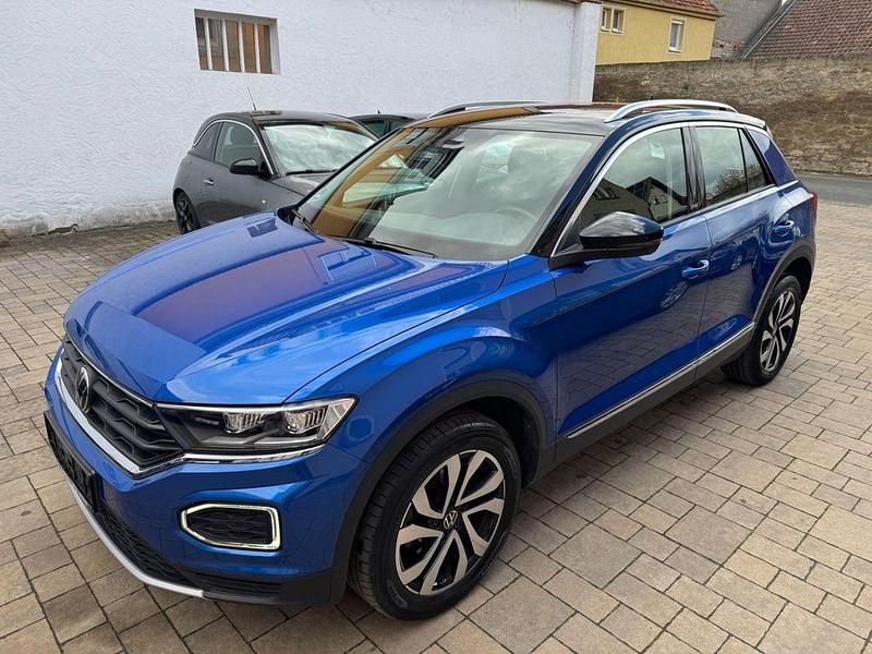Gebraucht VW T-Roc Active 150 PS (110 kW) 2021 Blau SUV