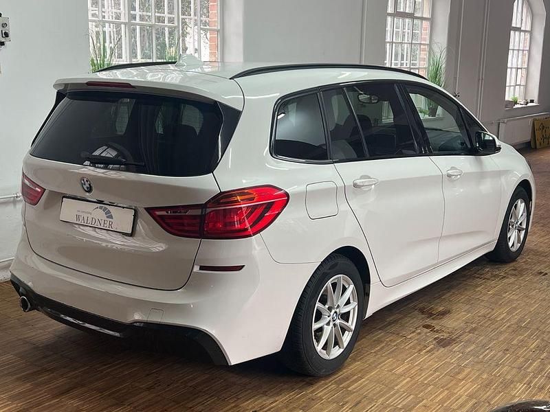 Gebraucht BMW 216 M Sport 116 PS (85 kW) 2018 Weiß SUV