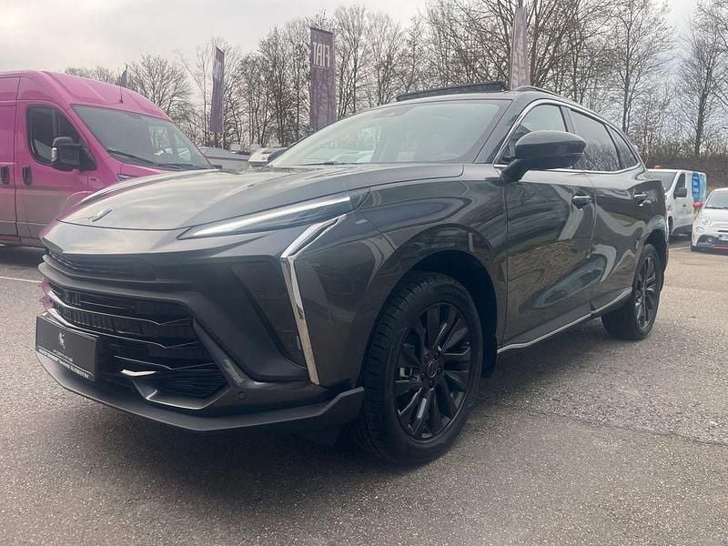 Neu DFSK Forthing 5 177 PS (130 kW) 2026 Grau SUV