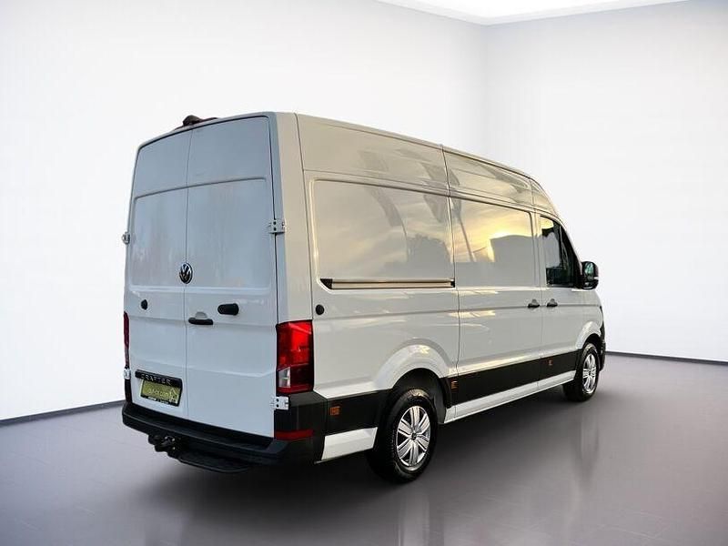 Gebraucht VW Crafter 177 PS (130 kW) 2025 Candyweiß Van