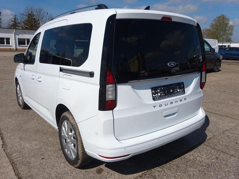 Neu Ford Tourneo Connect Titanium 116 PS (85 kW) 2026 Weiß Van / Kleinbus