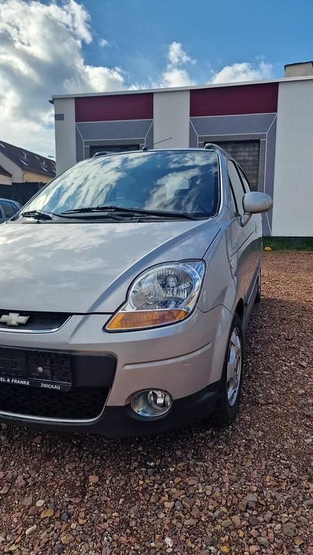 Gebraucht Chevrolet Matiz 52 PS (38 kW) 2009 Silber Kleinwagen