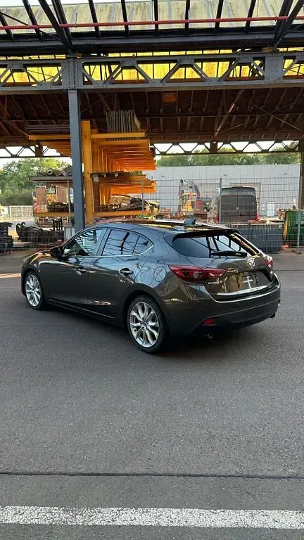 Gebraucht Mazda 3 Sports-Line 120 PS (88 kW) 2014 Braun Limousine