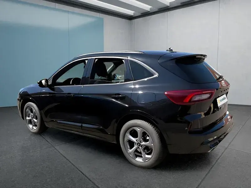 Gebraucht Ford Kuga ST-Line 190 PS (139 kW) 2025 Schwarz SUV