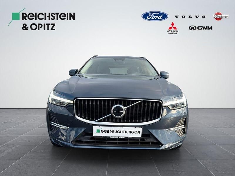 Gebraucht Volvo XC60 Core 197 PS (144 kW) 2023 Denim blue SUV
