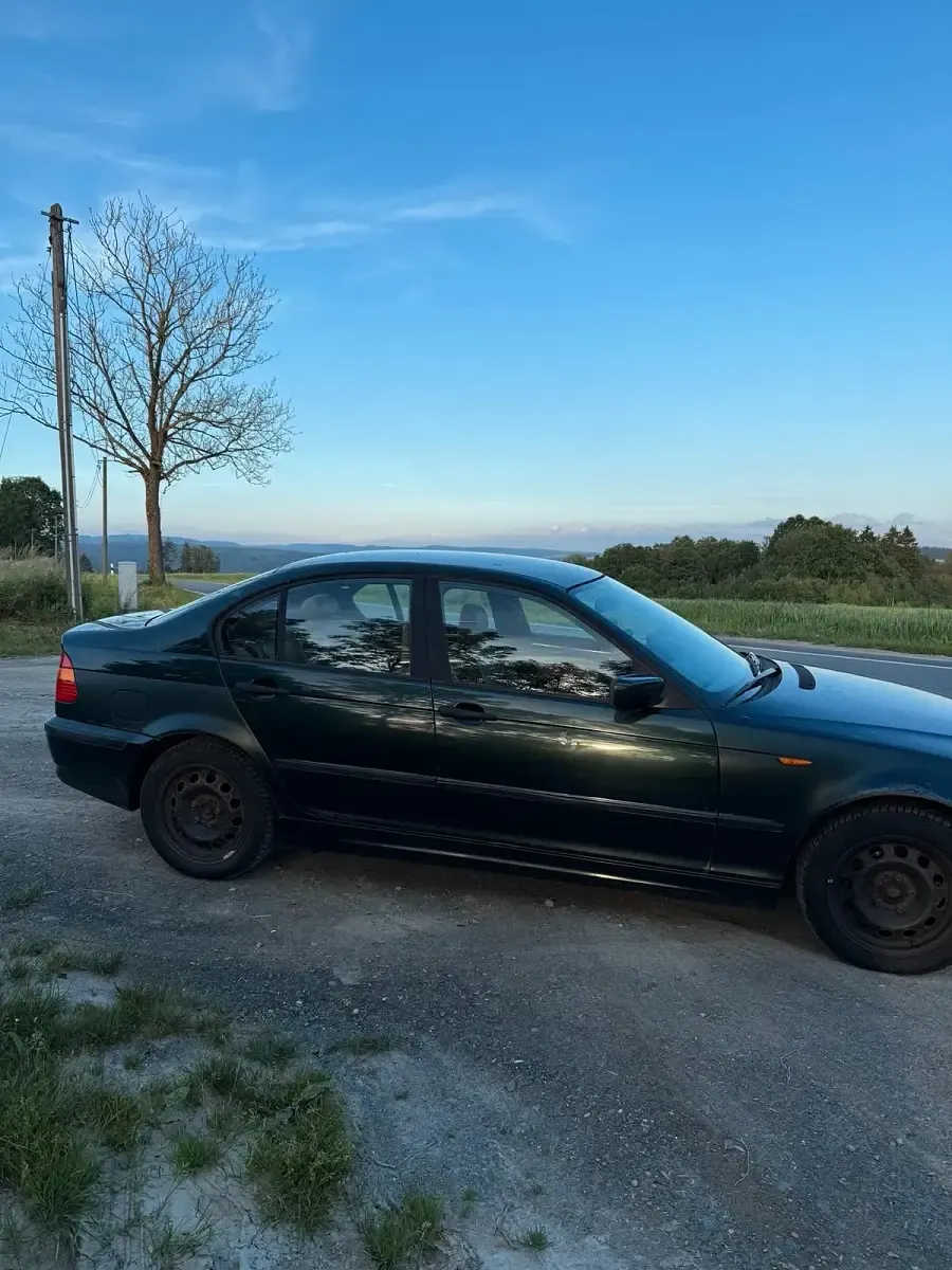 Gebraucht BMW 318 143 PS (105 kW) 2002 Limousine
