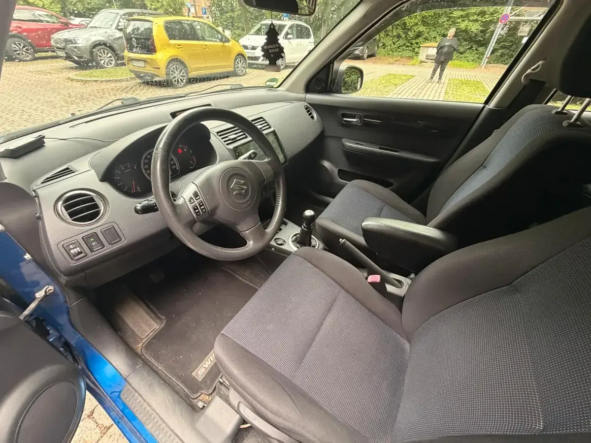 Gebraucht Suzuki Swift 93 PS (68 kW) 2006 Blau Kleinwagen