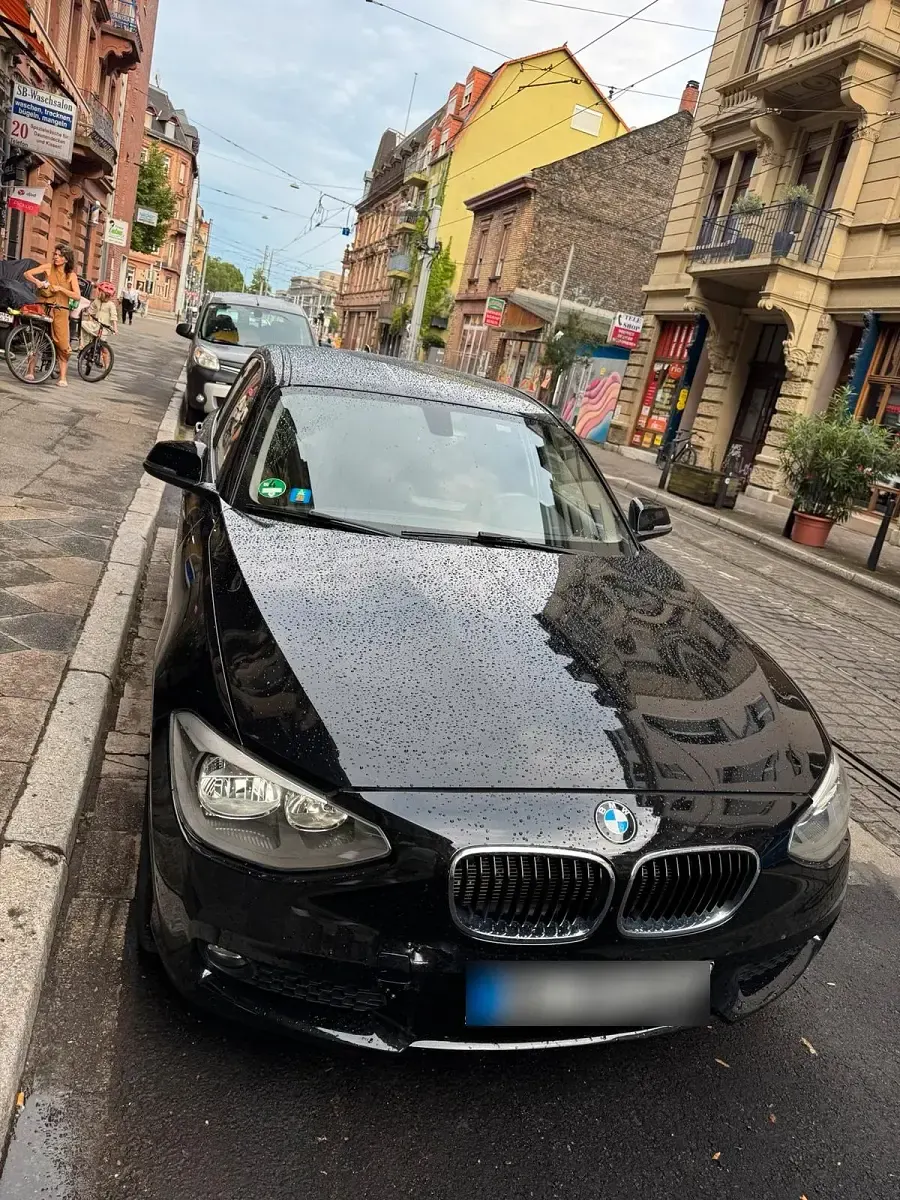 Gebraucht BMW 116 116 PS (85 kW) 2013 Schwarz Kleinwagen