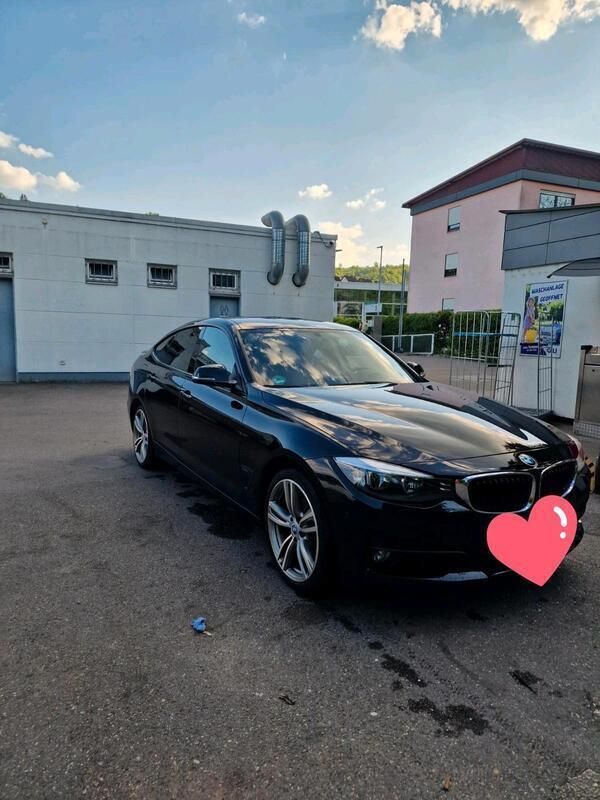 Schwarz Gebraucht 2014 BMW 320 Limousine | 9.300 € (Guter Preis) - Bild 1/4