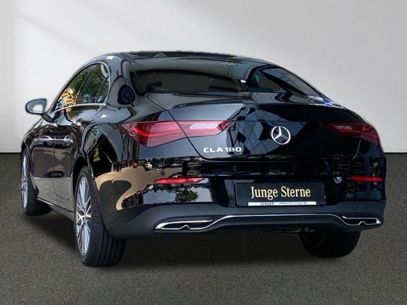Gebraucht Mercedes CLA180 Progressive 136 PS (100 kW) 2025 Schwarz Limousine