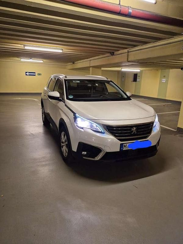 Gebraucht Peugeot 5008 Allure 131 PS (96 kW) 2020 Weiß Van / Kleinbus