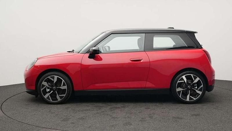 Gebraucht Mini Cooper 135 kW (184 PS) 2025 Chili red ii Kleinwagen