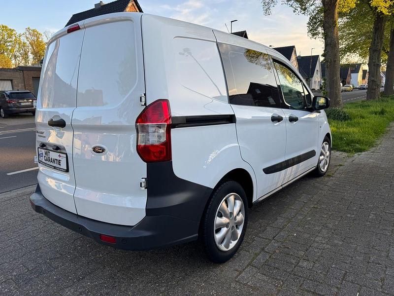 Second-hand Ford Transit Trend 75 CP (55 kW) 2020 Alb Monovolum
