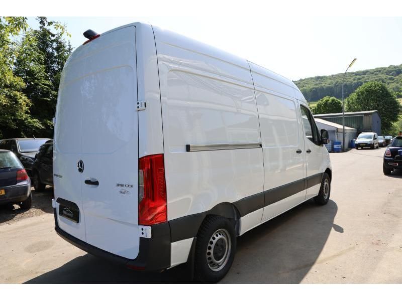 Gebraucht Mercedes Sprinter 150 PS (110 kW) 2023 Weiß Van
