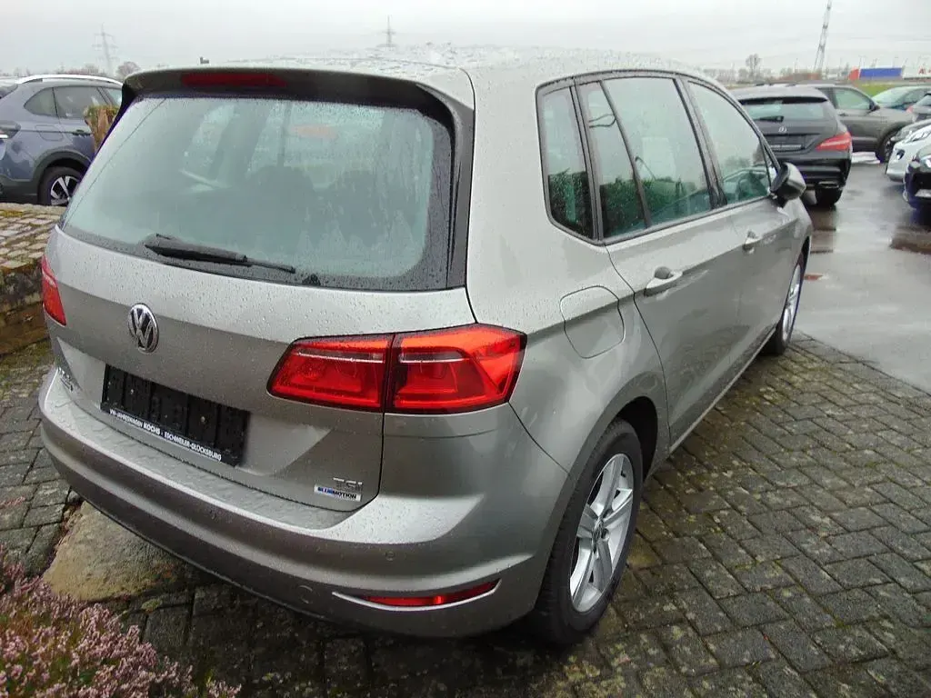 Gebraucht VW Golf Sportsvan Comfortline 110 PS (80 kW) 2014 Grau Van / Kleinbus