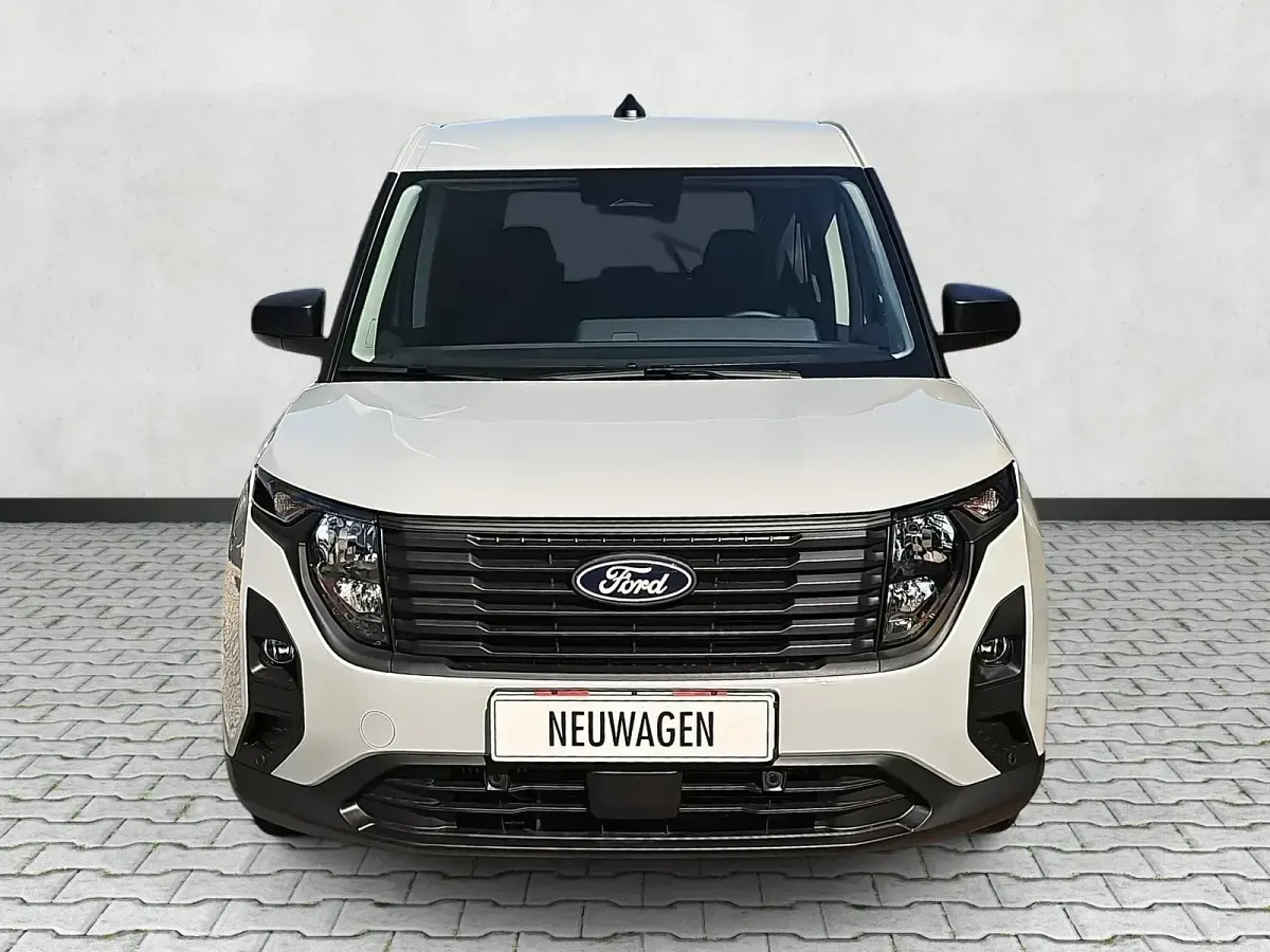 Neu Ford Tourneo Courier Trend 125 PS (91 kW) 2026 Cactus grey Van / Kleinbus