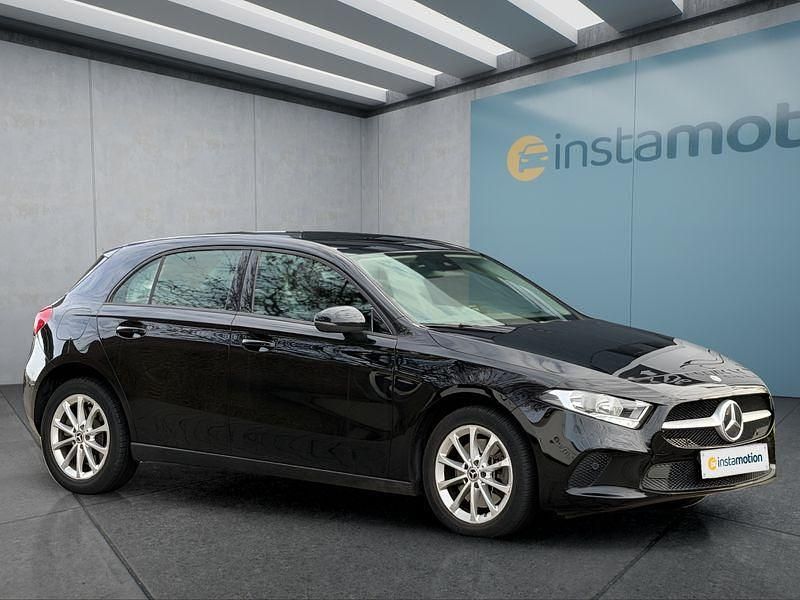 Gebraucht 2022 Mercedes A250 Kleinwagen | 23.449 € (Guter Preis) - Bild 1/4