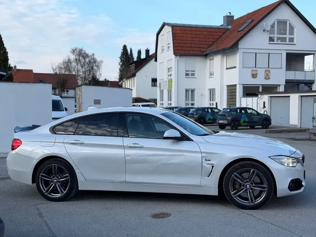 Gebraucht BMW 435 Sport Line 313 PS (230 kW) 2015 Weiß Coupé