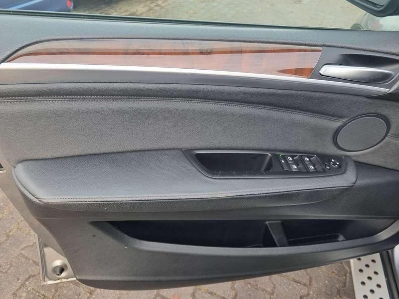 Gebraucht BMW X5 235 PS (172 kW) 2009 Silber SUV