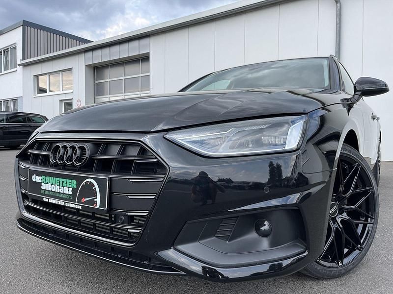 Schwarz Gebraucht 2022 Audi A4 S-Line Kombi | 24.950 € (Superpreis) - Bild 1/4