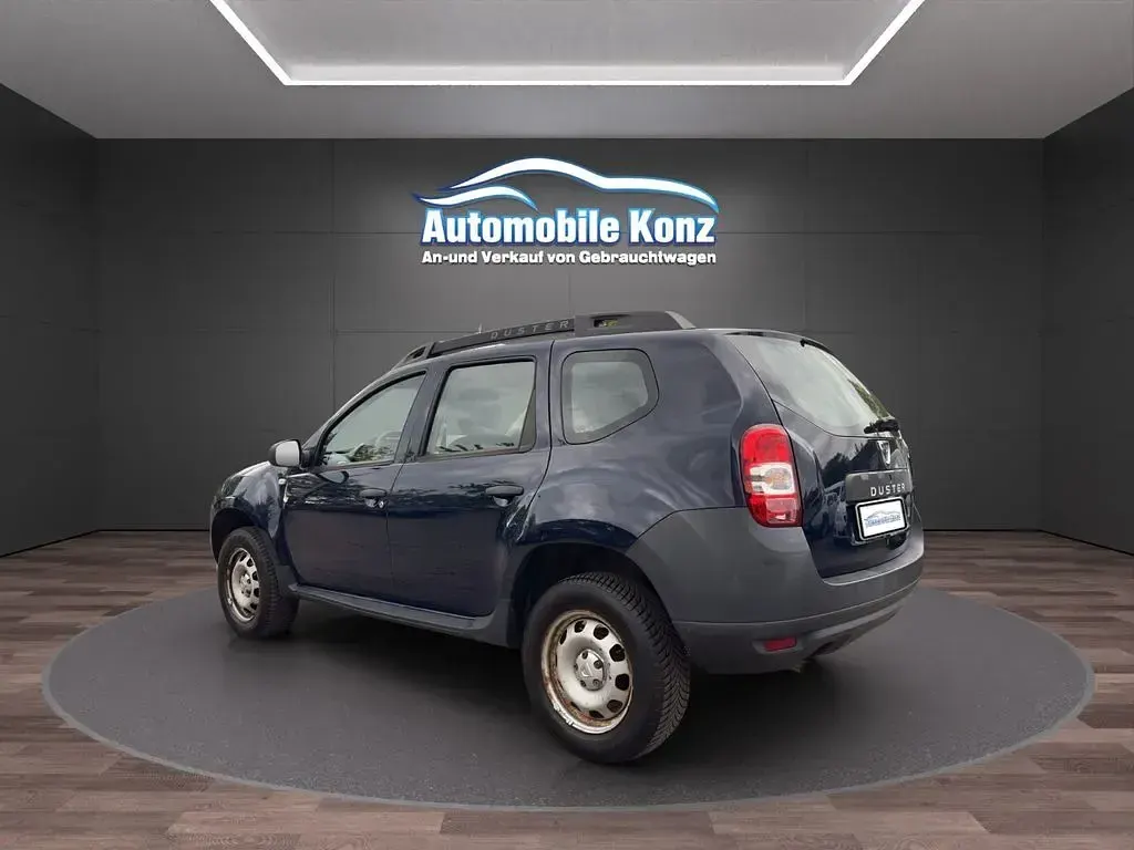 Używany Dacia Duster Ice 105 KM (77 kW) 2015 Niebieski SUV