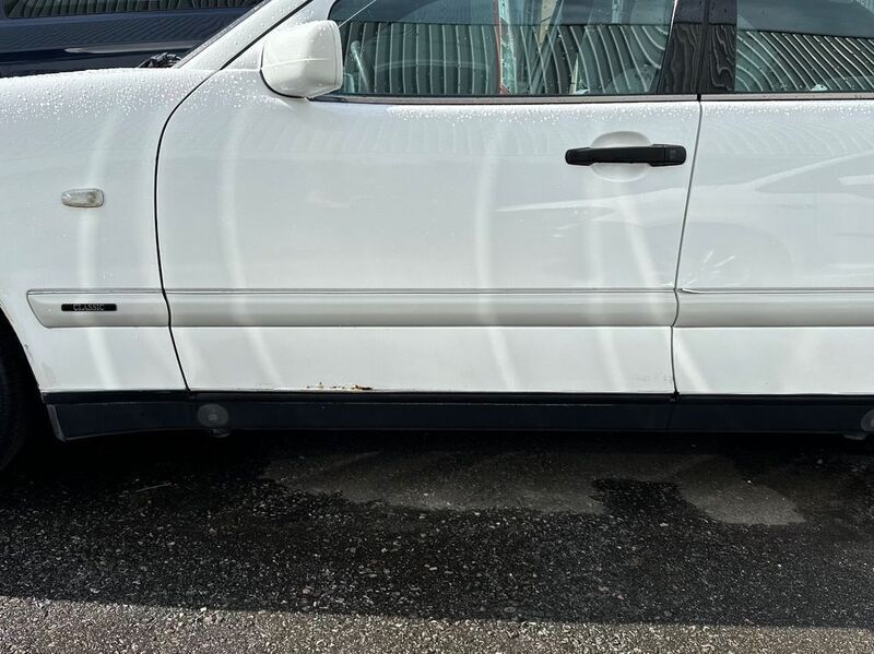 Brugt Mercedes E280 193 HK (141 kW) 1996 Hvid Sedan
