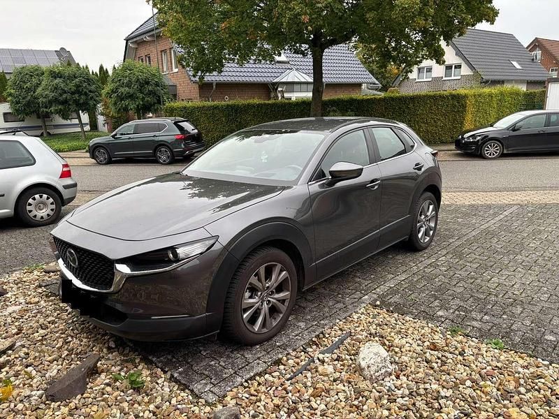 Grau Gebraucht 2022 Mazda CX-30 Homura-Line SUV | 23.500 € (Guter Preis) - Bild 1/4