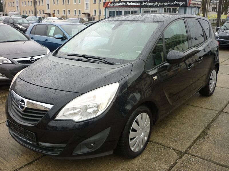 Gebraucht Opel Meriva Design Edition 120 PS (88 kW) 2012 Saphirschwarz mineraleffekt Van / Kleinbus