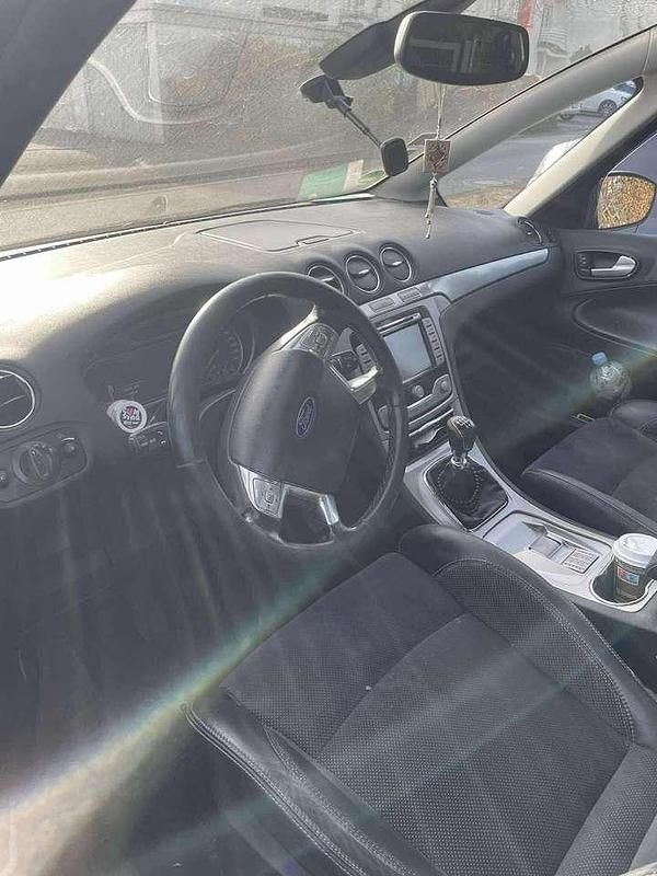 Gebraucht Ford S-MAX S 131 PS (96 kW) 2008 Van / Kleinbus