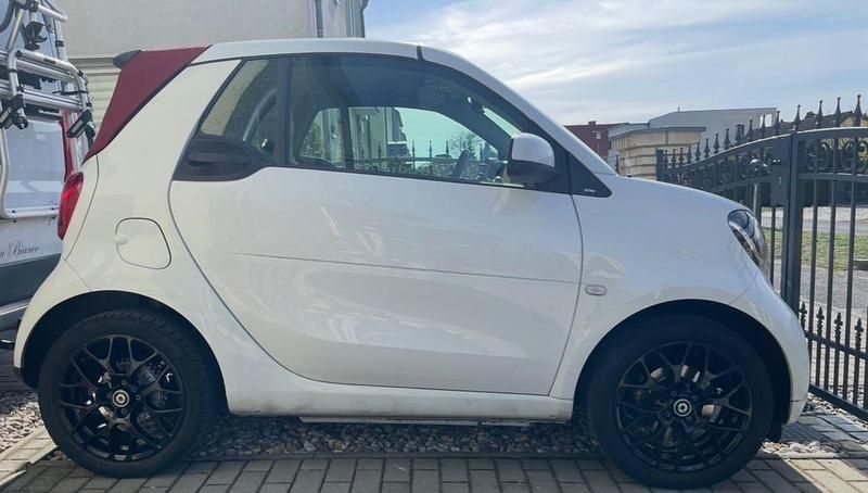 Gebraucht Smart ForTwo Cabrio Prime 90 PS (66 kW) 2017 Weiß Cabrio