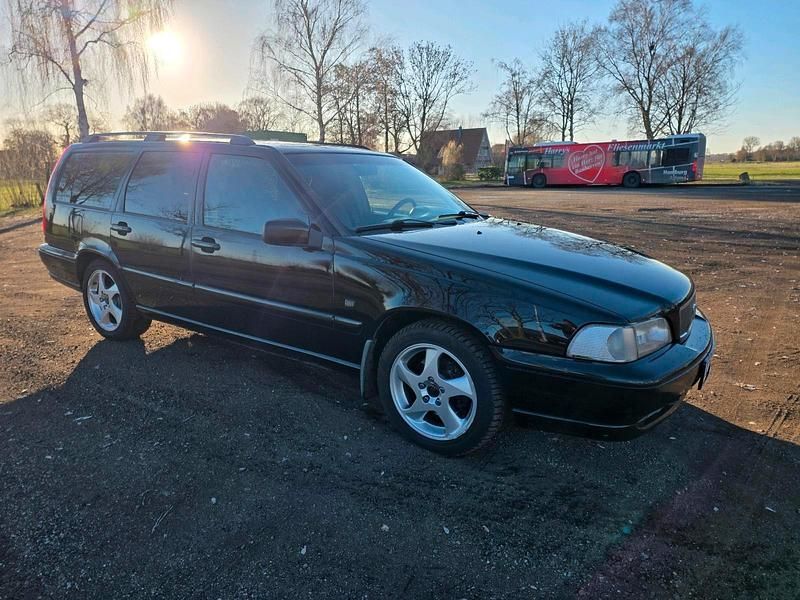 Schwarz Gebraucht 1999 Volvo V70 Kombi | 2.500 € (Superpreis) - Bild 1/4