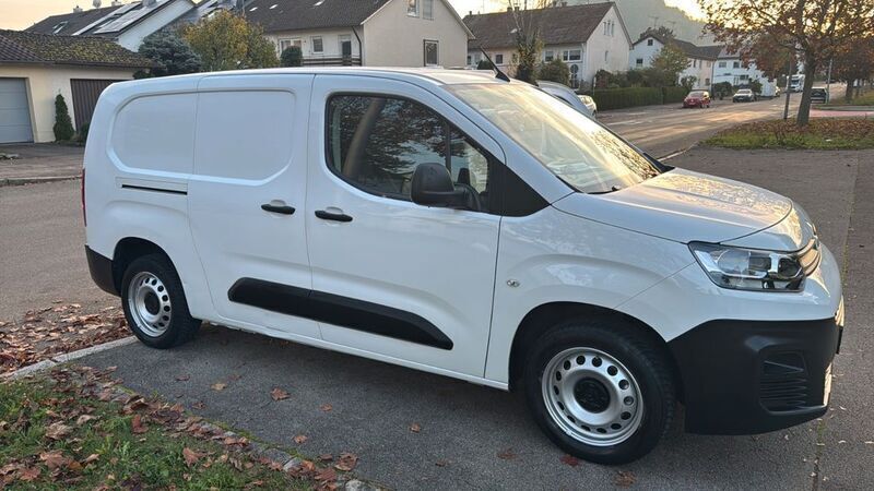 Weiß Gebraucht 2019 Citroën Berlingo Van / Kleinbus | 8.950 € (Superpreis) - Bild 1/4