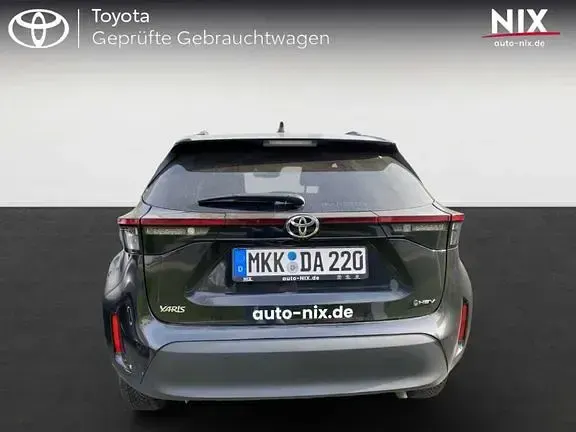 Gebraucht Toyota Yaris Plus 130 PS (95 kW) 2025 Mystic schwarz mica Kleinwagen