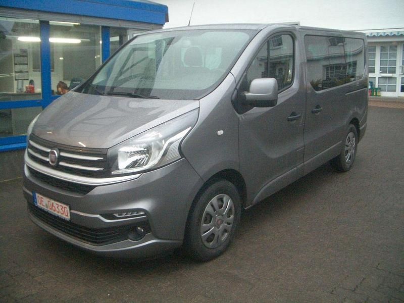 Gebraucht Fiat Talento Family 120 PS (88 kW) 2019 Grau Van / Kleinbus