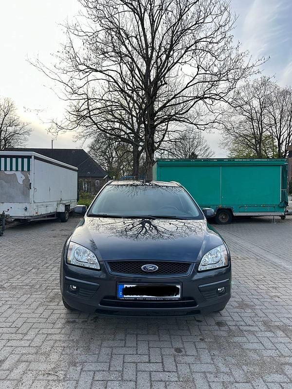 Second-hand Ford Focus 101 CP (74 kW) 2007 Gri Break
