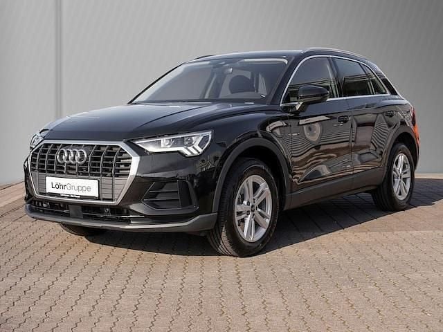 Gebraucht Audi Q3 Ambiente 245 PS (180 kW) 2023 Mythosschwarz metallic SUV