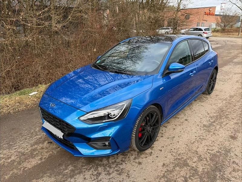 Gebraucht Ford Focus ST-Line 182 PS (133 kW) 2019 Blau Limousine