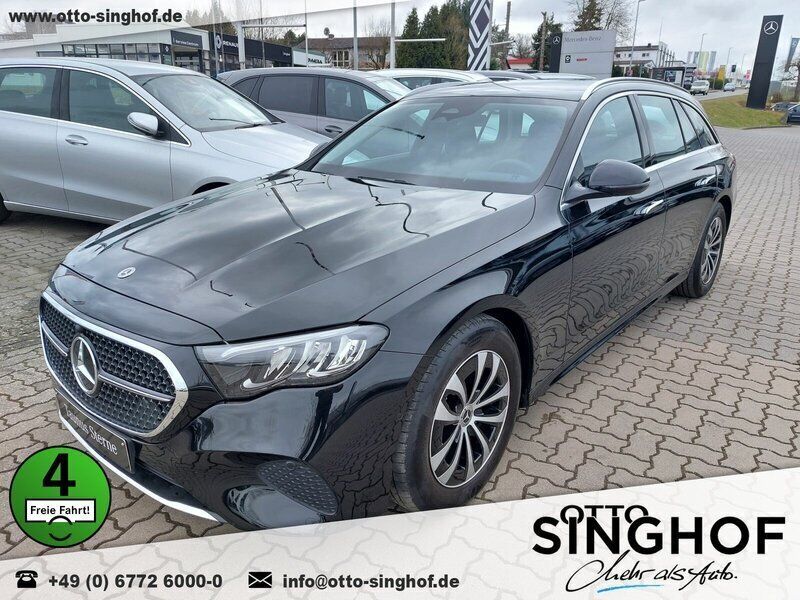 Schwarz Gebraucht 2023 Mercedes E200 Avantgarde Kombi | 47.950 € (Teuer) - Bild 1/4
