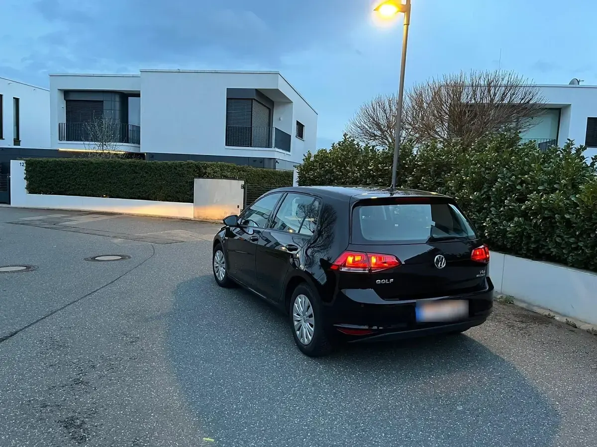 Gebraucht VW Golf VII 110 PS (80 kW) 2014 Schwarz Kombi