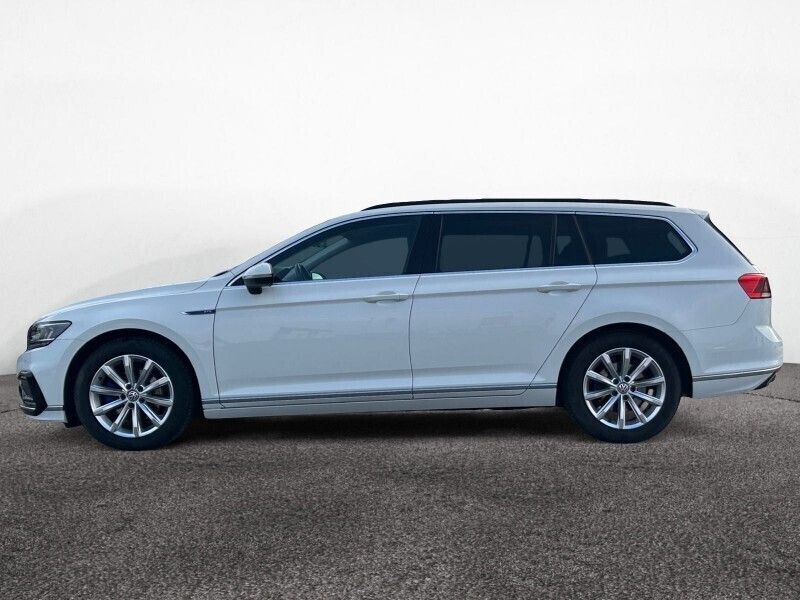 Weiß Gebraucht 2020 VW Passat GTE Kombi | 22.880 € (Fairer Preis) - Bild 1/4