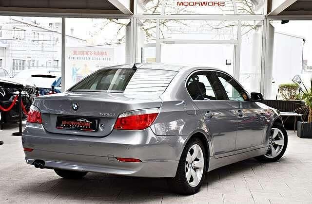 Gebraucht BMW 525 192 PS (141 kW) 2004 Grau Limousine