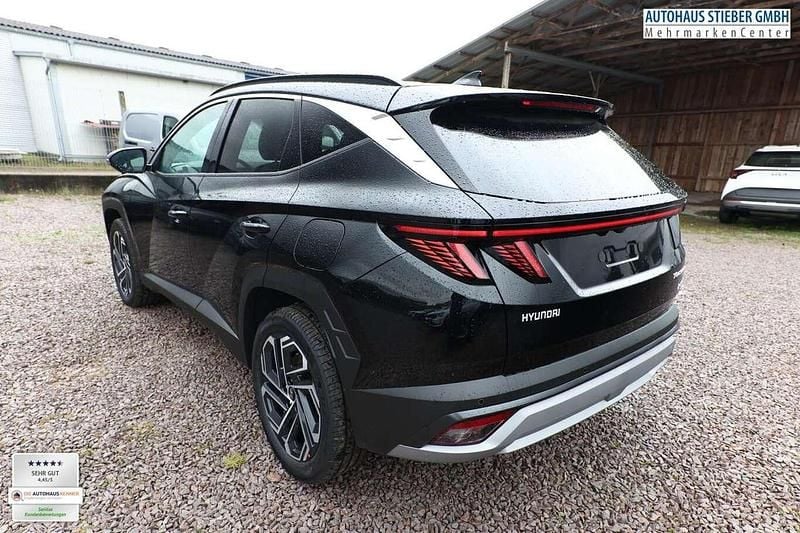 Neu Hyundai Tucson 239 PS (175 kW) 2025 Abyss black mineralef... SUV