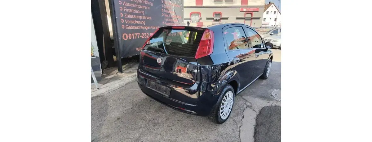 Gebraucht Fiat Punto 65 PS (47 kW) 2009 Blau Kleinwagen
