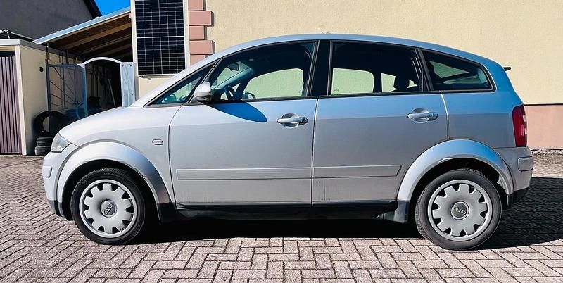 Gebraucht Audi A2 75 PS (55 kW) 2004 Silber Kleinwagen