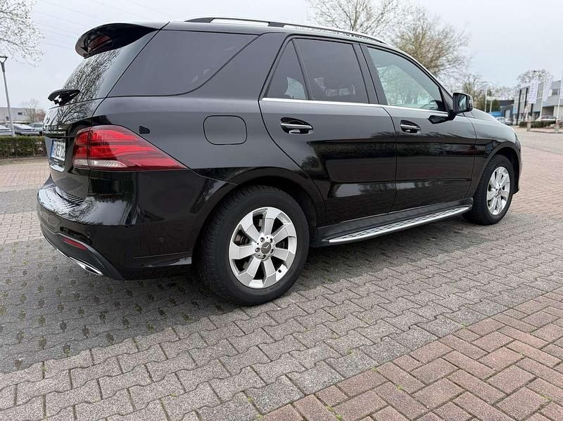Gebraucht Mercedes GLE350 AMG 258 PS (189 kW) 2017 Schwarz Kombi