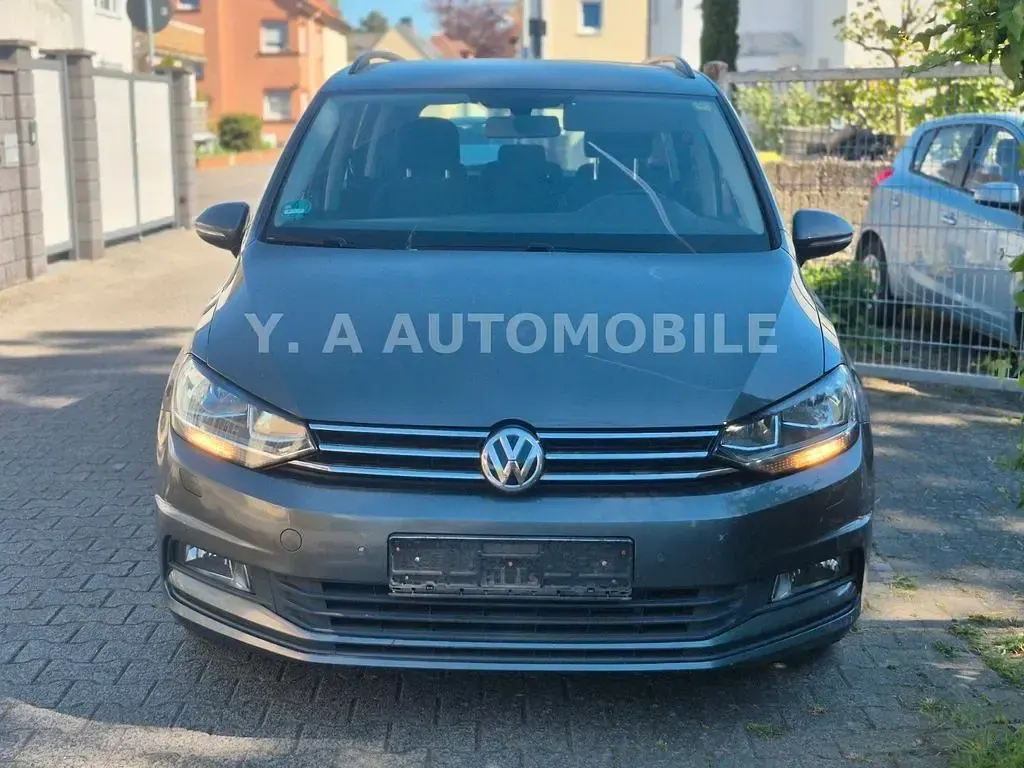 Gebraucht VW Touran 116 PS (85 kW) 2016 Indiumgrau Van / Kleinbus